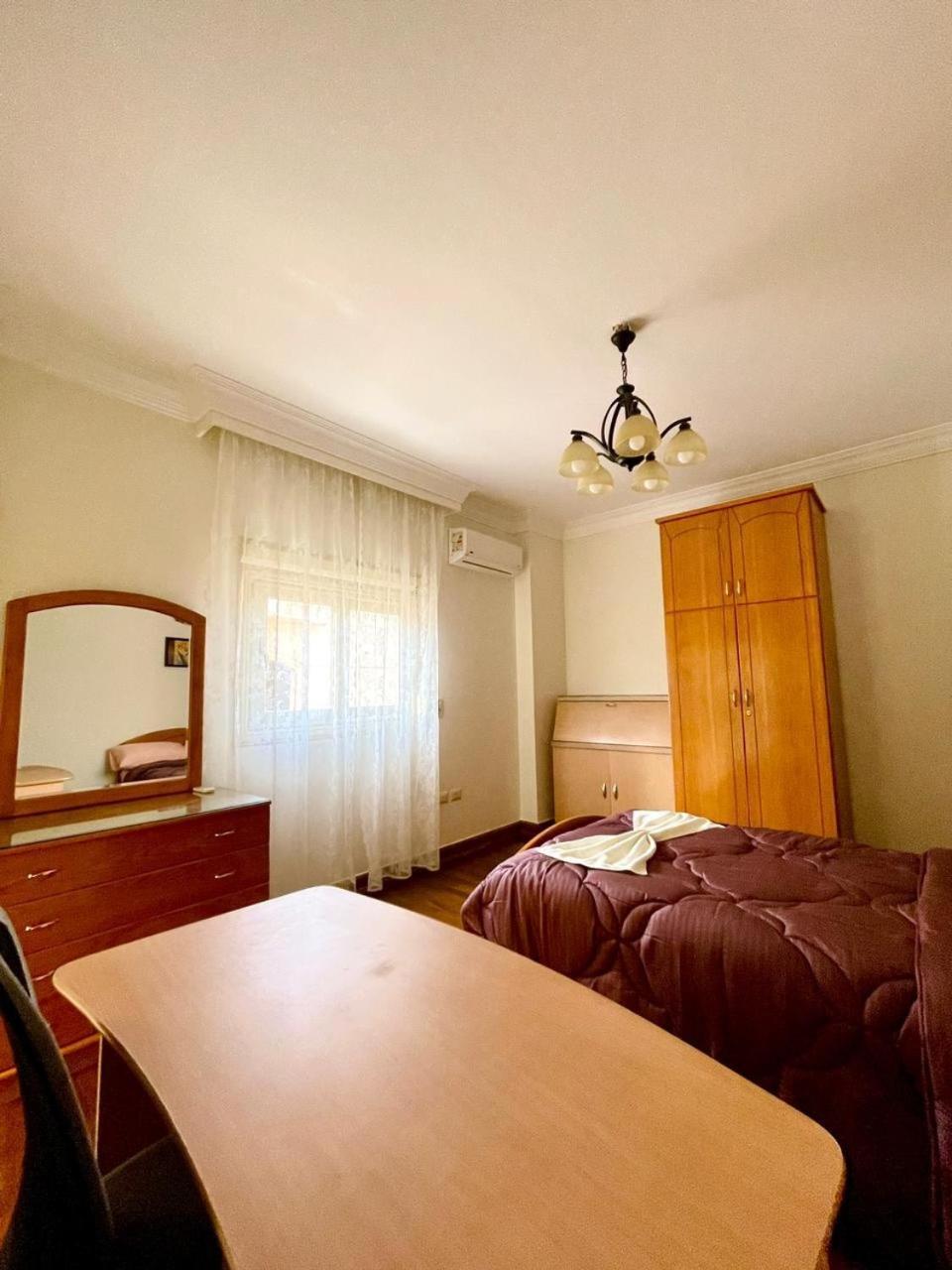 Apartment Spacious 3br With Garden View New