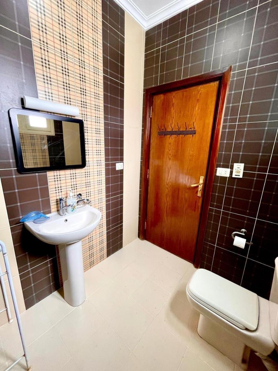 Spacious 3br With Garden View New Apartment *